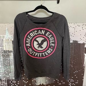 3 for $15//AEO Charcoal Grey and Pink Crewneck
